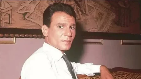 أسرة عبد الحليم حافظ ترد على الجدل حول تعديل كلمات "لست قلبي"