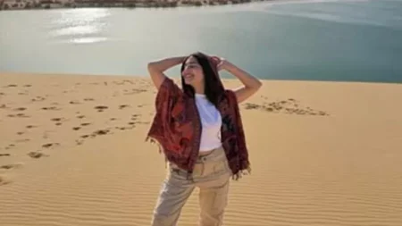 "تزحلق على الرمال".. مايان السيد تشارك متابعيها توثق رحلتها في الفيوم