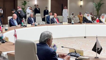 بدر عبدالعاطي يشارك في الاجتماع الوزاري التشاوري بالرياض ويدين الاعتداءات الإيرانية الآثمة بدر عبدالعاطي يشارك في الاجتماع الوزاري التشاوري بالرياض ويدين الاعتداءات الإيرانية الآثمة