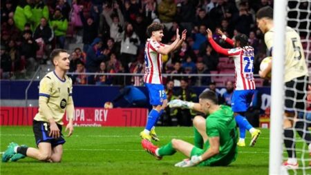 برشلونة في مهمة شبه مستحيلة أمام أتلتيكو مدريد بإياب نصف نهائي الكأس