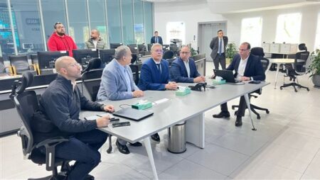 وزير البترول يتفقد مركز التحكم بالشبكة القومية للغاز لمتابعة تأمين الإمدادات