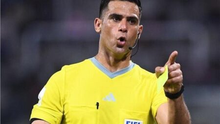 محمد معروف حكما لمباراة الأهلي وطلائع الجيش