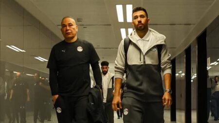 تريزيجيه يحرز الهدف الثاني للفراعنة في شباك السعودية