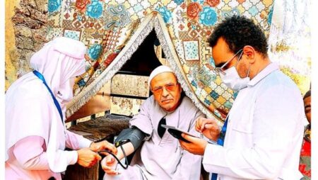 «الصحة»: تقديم خدمات مبادرة كبار السن لـ 2.1 مليون مواطن منذ انطلاقها «الصحة»: تقديم خدمات مبادرة كبار السن لـ 2.1 مليون مواطن منذ انطلاقها