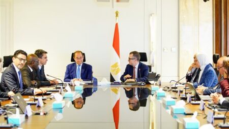 وزيرا “التخطيط” و”المالية” يبحثان آليات مبتكرة لتمويل مشروعات البنية التحتية في مصر