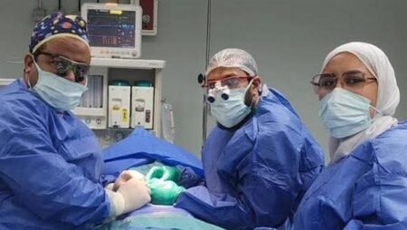 «صحة القاهرة»: تدخل جراحي لإنهاء معاناة طفل منذ ولادته بمستشفى عين شمس العام «صحة القاهرة»: تدخل جراحي لإنهاء معاناة طفل منذ ولادته بمستشفى عين شمس العام