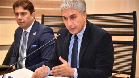 وزير السياحة أمام البرلمان: نسعى لزيادة الطاقة الفندقية والتحول الرقمي لدعم نمو القطاع