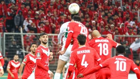 شباب بلوزداد يقصي المصري البورسعيدي ويتأهل لنصف نهائي الكونفيدرالية