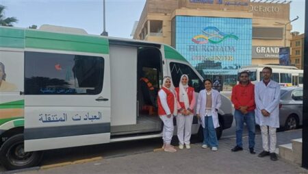 «الصحة» تطلق 7 قوافل طبية مجانية بالمحافظات ضمن «حياة كريمة» «الصحة» تطلق 7 قوافل طبية مجانية بالمحافظات ضمن «حياة كريمة»