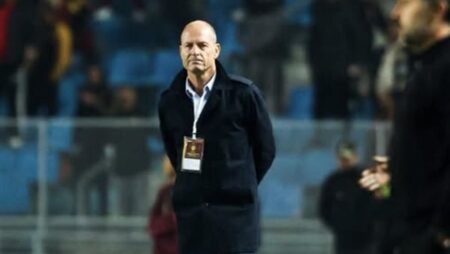اجتماع طارئ في الأهلي لحسم مصير "ييس توروب" بعد الخروج الأفريقي