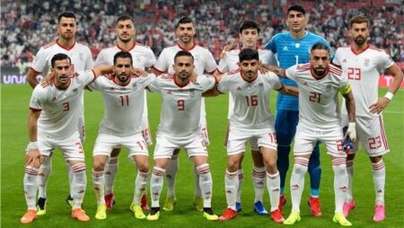 "فيفا" يدعو المنتخب الإيراني للمشاركة في مونديال 2026 ويدرس نقل مبارياته خارج أمريكا