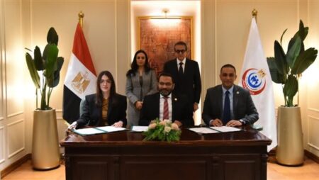 وزيرا «الصحة» و«التضامن» يوقعان مذكرة لدعم صحة المرأة تحت شعار «اسبقي بخطوة»