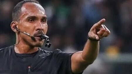 طاقم تحكيم سوداني لمواجهة الزمالك وشباب بلوزداد في إياب نصف نهائي الكونفدرالية