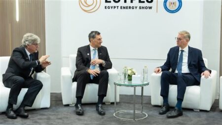 وزير البترول يبحث مع «إنرجين» اليونانية زيادة استثمارات استكشاف وإنتاج الغاز