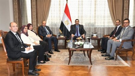 وزير الشباب والرياضة يلتقي رئيس الجهاز المصري للملكية الفكرية