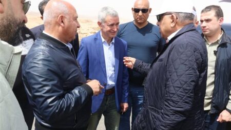 وزير الكهرباء: تعظيم العوائد من الموارد الطبيعية والتوسع فى مشروعات الطاقة المتجددة