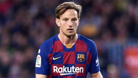 راكيتيتش: برشلونة ليس لامين يامال فقط.. ويجب التعلم من أخطاء الماضي راكيتيتش: برشلونة ليس لامين يامال فقط.. ويجب التعلم من أخطاء الماضي
