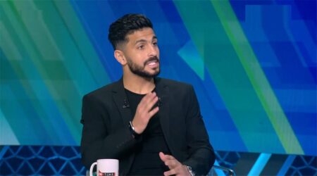 أيمن أشرف: لاعبو الأهلي يمدحون توروب.. ولكن أيمن أشرف: لاعبو الأهلي يمدحون توروب.. ولكن