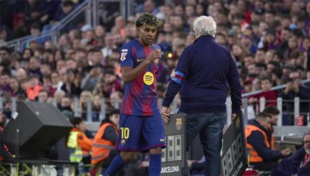 فيديو | تصرف مثير للجدل من لامين يامال بعد فوز برشلونة على أتلتيكو مدريد فيديو | تصرف مثير للجدل من لامين يامال بعد فوز برشلونة على أتلتيكو مدريد