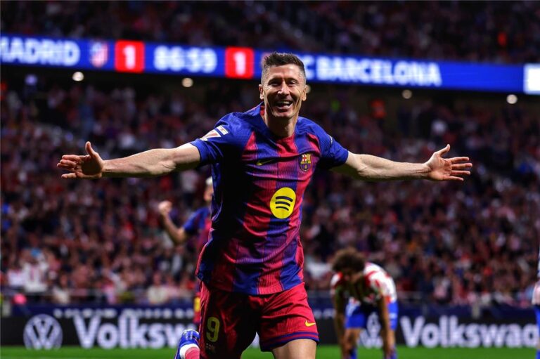 ترتيب هدافي الدوري الإسباني بعد هدف ليفاندوفسكي في مباراة برشلونة وأتلتيكو مدريد
