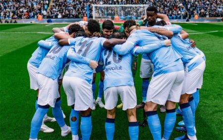 برشلونة يترقب.. ليندرز يُلمح لرحيل لاعب مانشستر سيتي نهاية الموسم