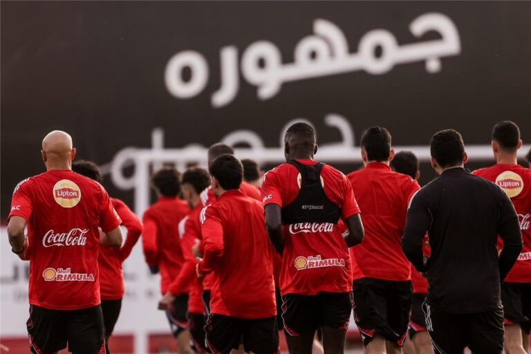 شوبير: لاعب الأهلي يُشبه ناصر منسي.. وسيشارك أساسيًا أمام سيراميكا كليوباترا شوبير: لاعب الأهلي يُشبه ناصر منسي.. وسيشارك أساسيًا أمام سيراميكا كليوباترا