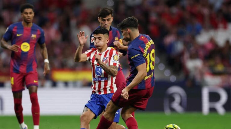 لجنة الحكام توضح مدى صحة قرار إلغاء طرد جيرارد مارتن أمام أتلتيكو مدريد لجنة الحكام توضح مدى صحة قرار إلغاء طرد جيرارد مارتن أمام أتلتيكو مدريد