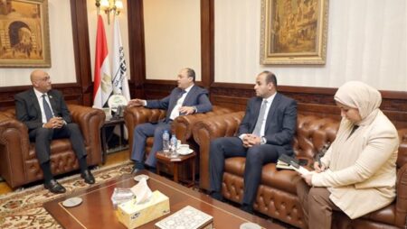 برتوكول تعاون بين جهاز تنمية المشروعات وهيئة تنمية الصعيد لدعم الشباب