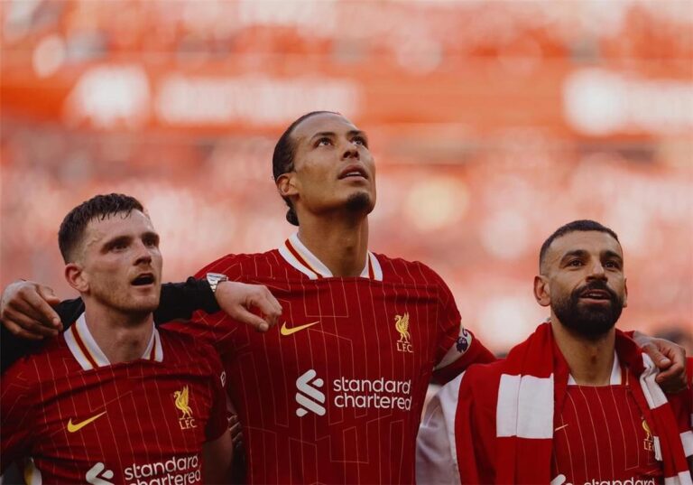 فان دايك يودع محمد صلاح وروبرتسون: جئتم كزملاء وتغادران ليفربول كأساطير فان دايك يودع محمد صلاح وروبرتسون: جئتم كزملاء وتغادران ليفربول كأساطير