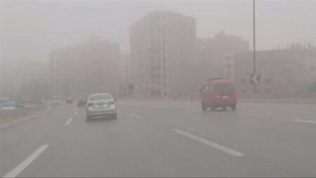 اليوم.. طقس شديد الحرارة نهارا على أغلب الأنحاء ورياح مثيرة للرمال والأتربة