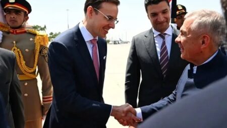اليوم.. رئيس تتارستان يبحث تعزيز التعاون الاقتصادي والاستثماري مع مصر