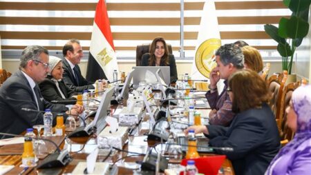 منال عوض: متابعة دورية على أرض الواقع لتنفيذ مشروعات التنمية الاقتصادية