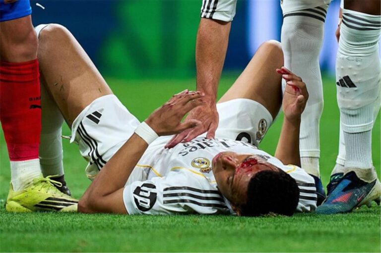 ريال مدريد يتخذ خطوة تصعيدية ضد الاتحاد الإسباني بسبب الأخطاء التحكيمية ريال مدريد يتخذ خطوة تصعيدية ضد الاتحاد الإسباني بسبب الأخطاء التحكيمية
