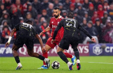 سونيس عن تراجع أداء محمد صلاح ليفربول: ما يفعله مبالغ فيه