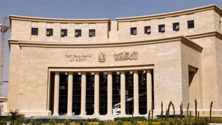 أبوبكر الديب يكتب: من التعويم إلى الاستقرار.. ومن إدارة الأزمة لصنع الفرص.. كيف أعادت مصر ضبط المعادلة الاقتصادية وبناء نمو مستدام