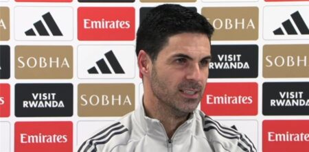 أرتيتا يحسم موقف ساكا من قمة مانشستر سيتي وآرسنال في الدوري الإنجليزي