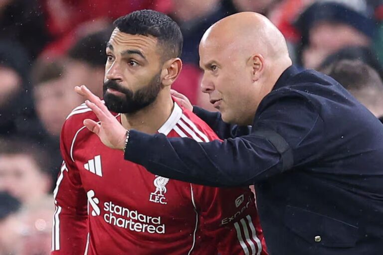 شبكة إنجليزية تحرض سلوت ضد محمد صلاح قبل مباراة ليفربول وإيفرتون شبكة إنجليزية تحرض سلوت ضد محمد صلاح قبل مباراة ليفربول وإيفرتون