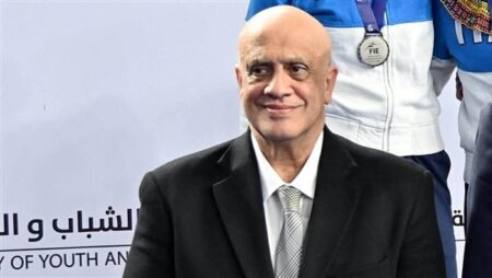 طارق الحسيني: تنظيم كأس العالم لسلاح الشيش يعكس مكانة مصر الدولية