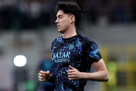 إنتر ميلان يحسم موقفه من رحيل باستوني بعد اهتمام برشلونة