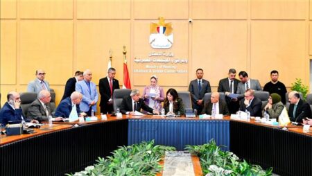 وزيرة الإسكان تلتقي أعضاء مجلس الشيوخ لبحث مطالب المواطنين وتعزيز التعاون المشترك