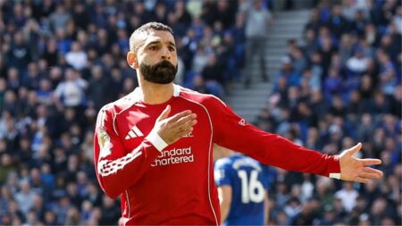 كاراجر يرد.. هل يحتاج ليفربول بديلًا لـ محمد صلاح؟