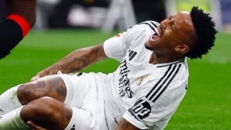 إصابة ميليتاو تضرب دفاع ريال مدريد.. وغياب محتمل حتى نهاية الموسم إصابة ميليتاو تضرب دفاع ريال مدريد.. وغياب محتمل حتى نهاية الموسم
