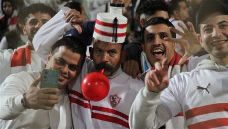مشجع الزمالك الأزهري: ظروف عملي دفعتني لحضور المباراة بهذا الشكل.. وتربطني قرابة مع حسين الشحات