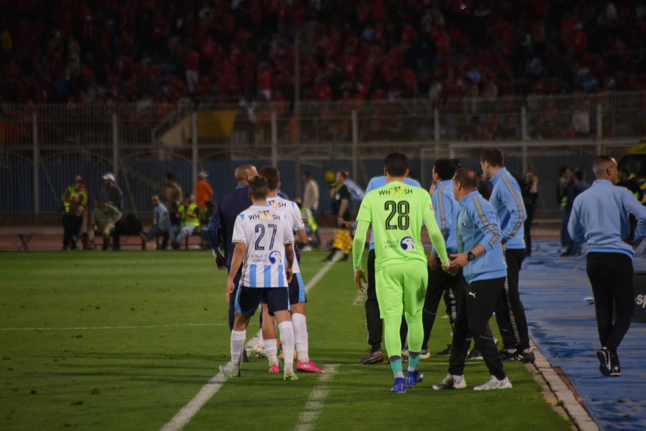 بيراميدز يمطر شباك الأهلي بثلاثية ويبقي علي حظوظه في المنافسة على الدوري