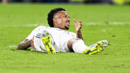 خبير طبي يثير قلق جماهير ريال مدريد بشأن إصابة ميليتاو