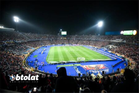 جماهير الأهلي والزمالك في استاد القاهرة لتجهيز دخلات القمة