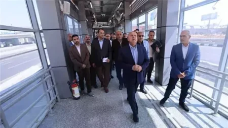 وزير النقل: الأتوبيس الترددي بديل للخط الخامس للمترو
