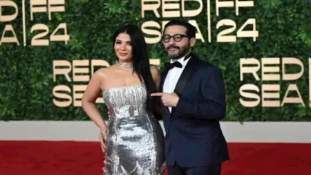 مفاجآت أحمد حلمي الفنية.. فيلم جديد وتعاون مع منى زكي