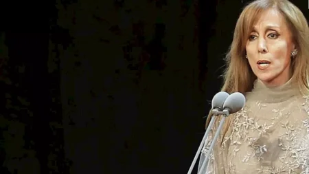 حقيقة اعتزال المطربة فيروز الغناء.. نقيب الموسيقيين في لبنان يوضح