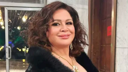 "أناقة اللون الأسود".. إلهام شاهين تخطف الأنظار بإطلالتها